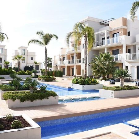 Готель La Zenia Beach Bungalow Оріуела Екстер'єр фото